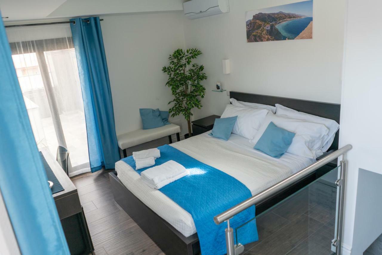 Marranzanu Rooms Santa Teresa Di Riva Bagian luar foto